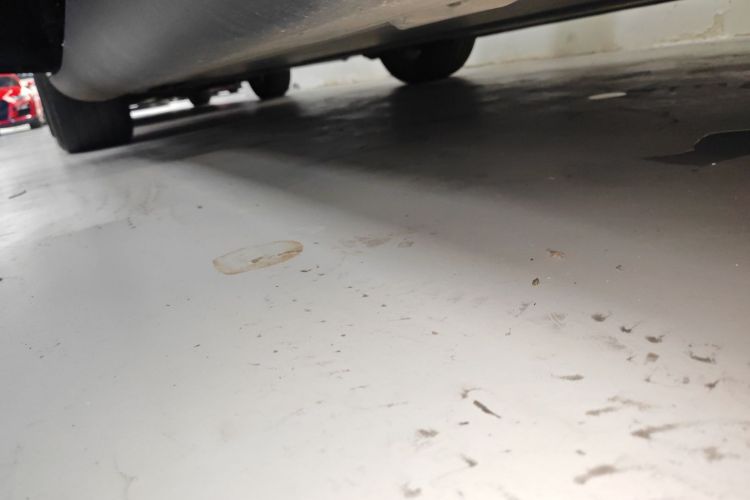Used Tesla Model Y 2023 Rear-Wheel-Drive Version Right Side Sill