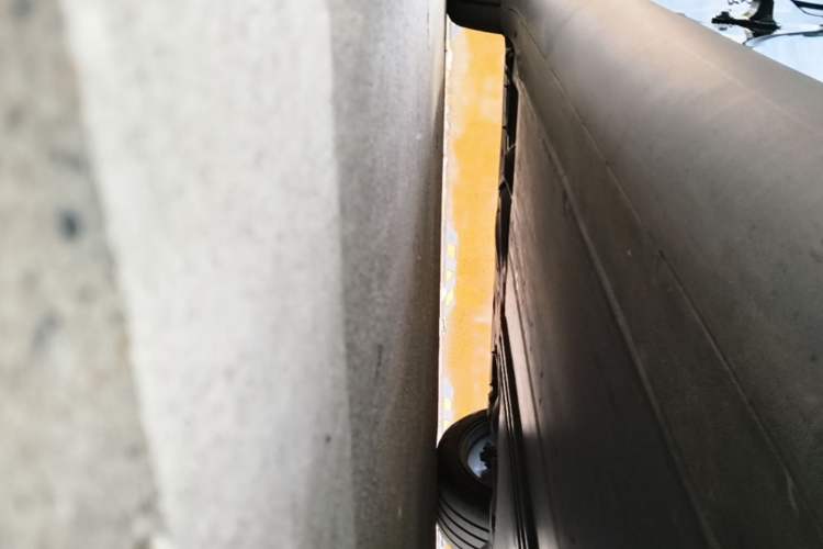 Used Tesla Model Y 2023 Rear-Wheel-Drive Version Right Side Sill