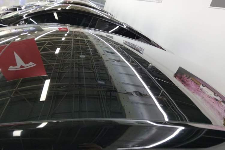 Used Tesla Model Y 2023 Rear-Wheel-Drive Version Roof