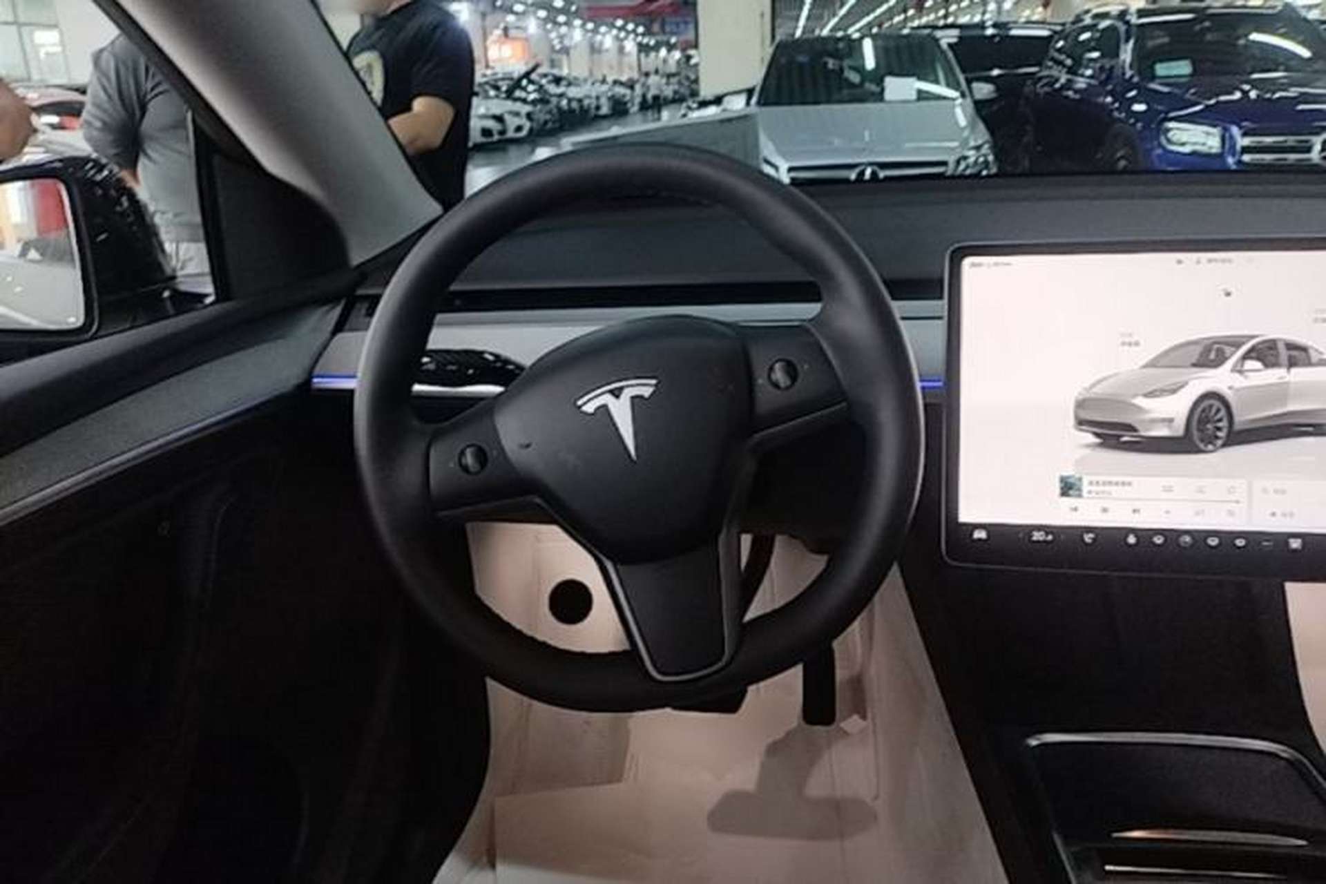 Used Tesla Model Y 2023 Rear-Wheel-Drive Version Steering Wheel