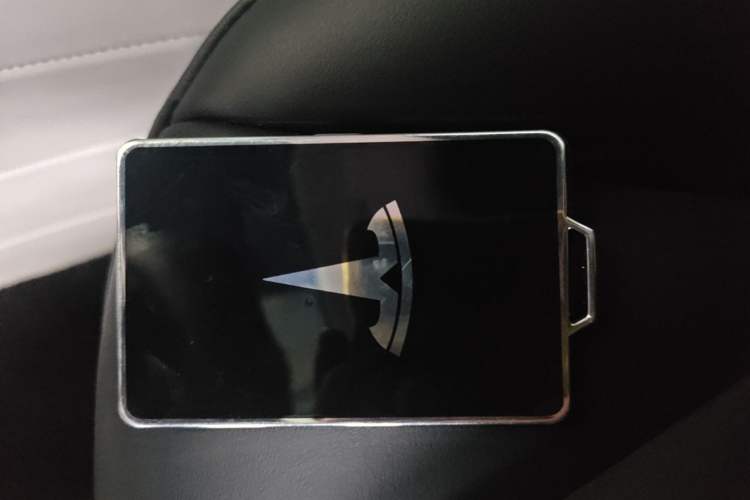 Used Tesla Model Y 2023 Rear-Wheel-Drive Version Vehicle Key