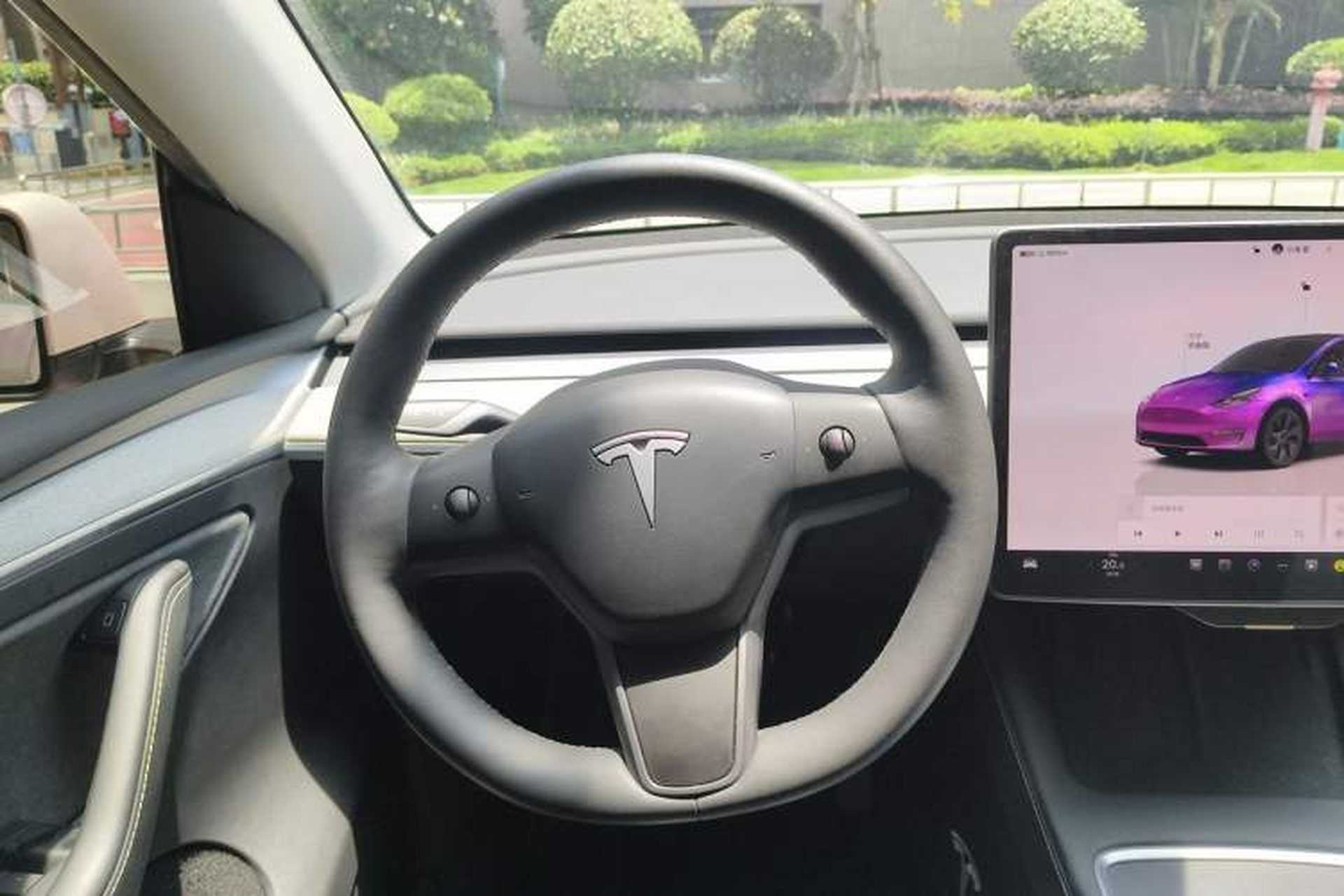 Used Tesla Model Y 2023 Rear-Wheel-Drive Version Steering Wheel