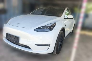 Used Tesla Model Y 2023 Long-Range All-Wheel-Drive Version
