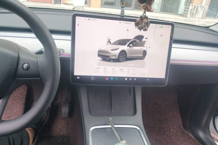 Used Tesla Model Y 2023 Long-Range All-Wheel-Drive Version Audio And AC Panel