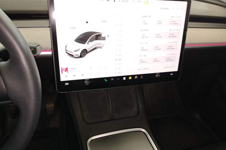 Used Tesla Model Y 2023 Rear-Wheel-Drive Version Audio And AC Panel