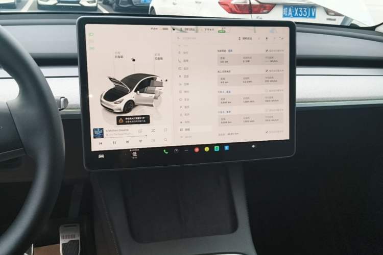 Used Tesla Model Y 2023 Long-Range All-Wheel-Drive Version Audio And AC Panel
