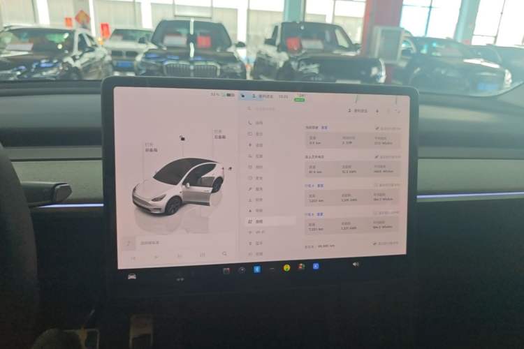 Used Tesla Model Y 2023 Long-Range All-Wheel-Drive Version Audio And AC Panel