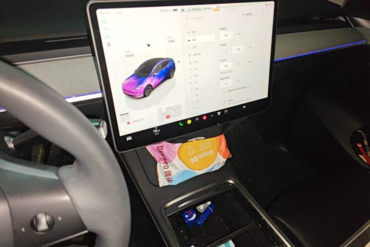 Used Tesla Model Y 2023 Rear-Wheel-Drive Version Audio And AC Panel
