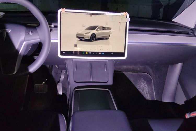 Used Tesla Model Y 2023 Rear-Wheel-Drive Version Audio And AC Panel