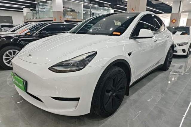 Used Tesla Model Y 2023 Rear-Wheel-Drive Version