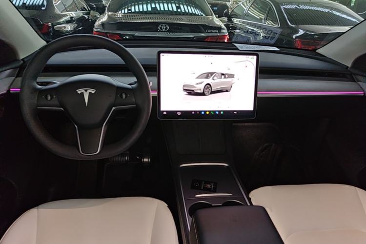 Used Tesla Model Y 2023 Rear-Wheel-Drive Version Center Console