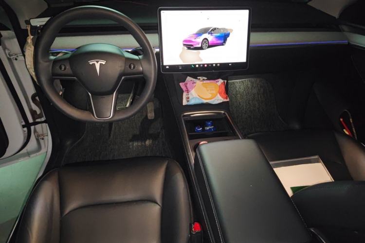 Used Tesla Model Y 2023 Rear-Wheel-Drive Version Center Console