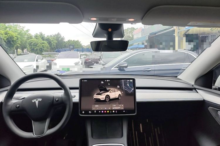 Used Tesla Model Y 2023 Rear-Wheel-Drive Version Center Console