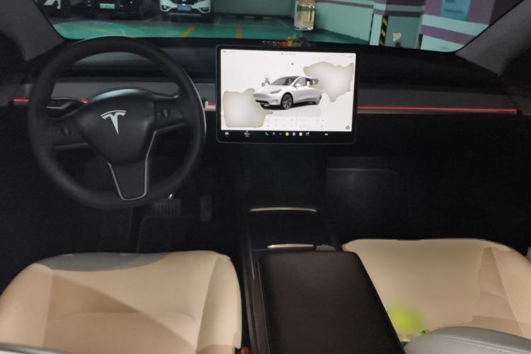 Used Tesla Model Y 2023 Rear-Wheel-Drive Version Center Console