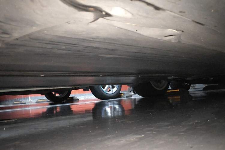 Used Tesla Model Y 2023 Long-Range All-Wheel-Drive Version Chassis Front Left