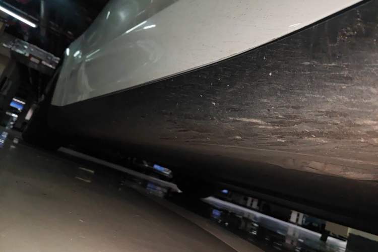 Used Tesla Model Y 2023 Long-Range All-Wheel-Drive Version Chassis Front Right