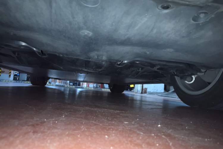 Used Tesla Model Y 2023 Long-Range All-Wheel-Drive Version Chassis Rear