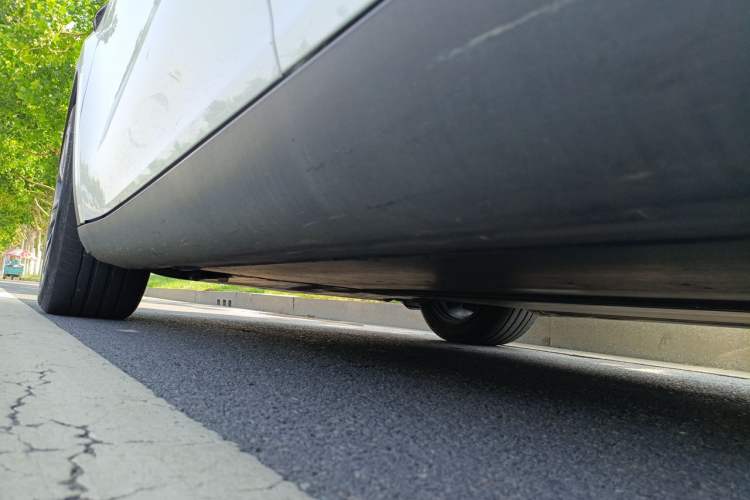 Used Tesla Model Y 2023 Long-Range All-Wheel-Drive Version Chassis Rear Left