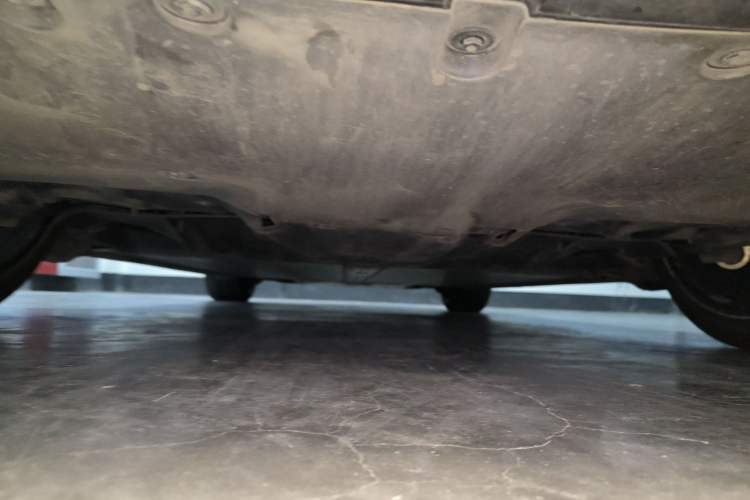 Used Tesla Model Y 2023 High-Performance All-Wheel-Drive Version Chassis Rear