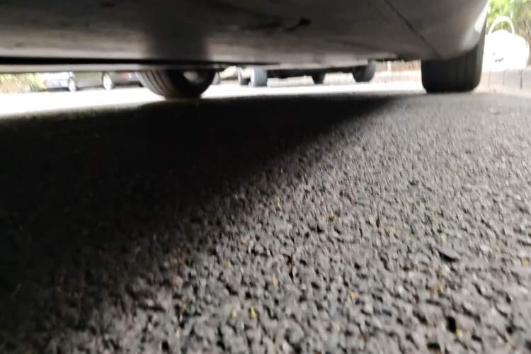 Used Tesla Model Y 2023 Rear-Wheel-Drive Version Chassis Rear Right