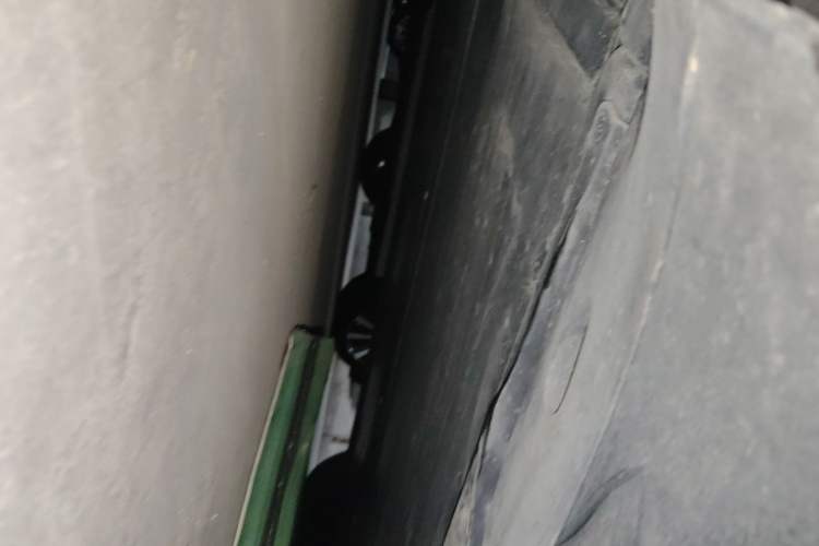 Used Tesla Model Y 2023 Rear-Wheel-Drive Version Chassis Rear Right