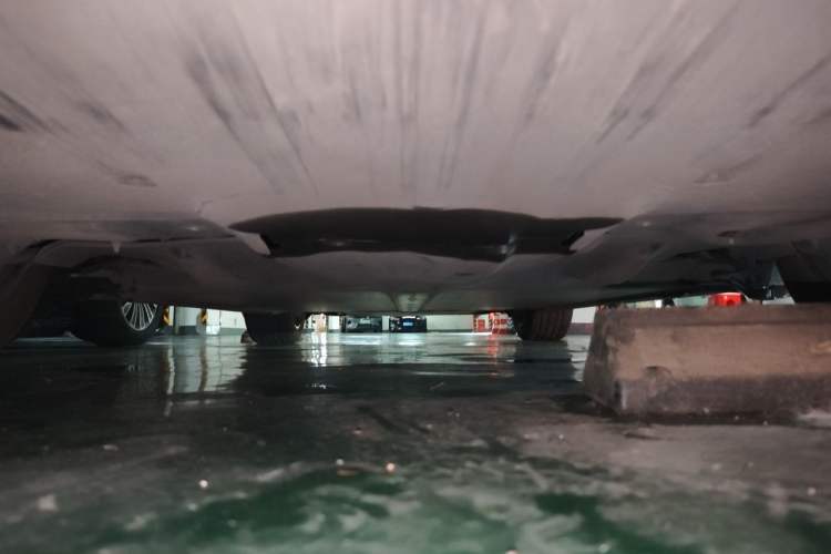 Used Tesla Model Y 2023 Rear-Wheel-Drive Version Chassis Rear