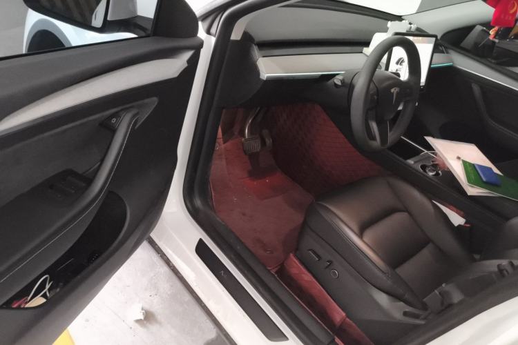 Used Tesla Model Y 2023 Rear-Wheel-Drive Version Driver Seat