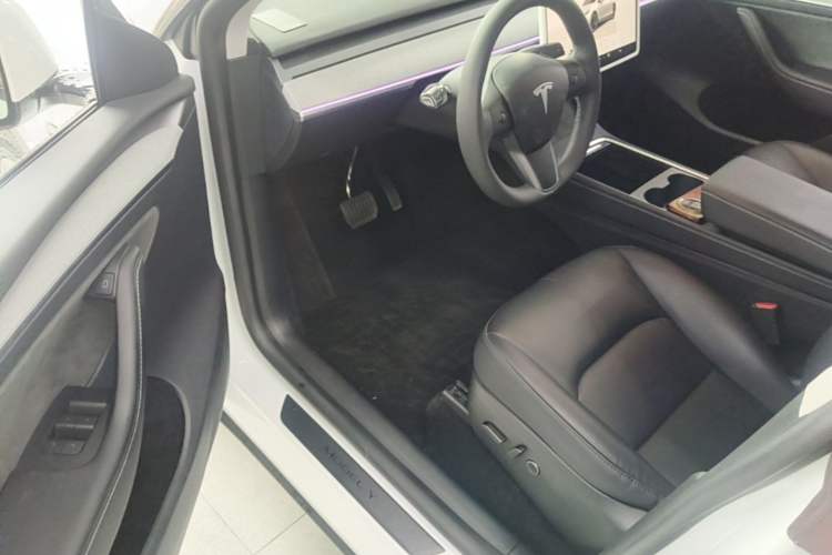 Used Tesla Model Y 2023 Rear-Wheel-Drive Version Driver Seat