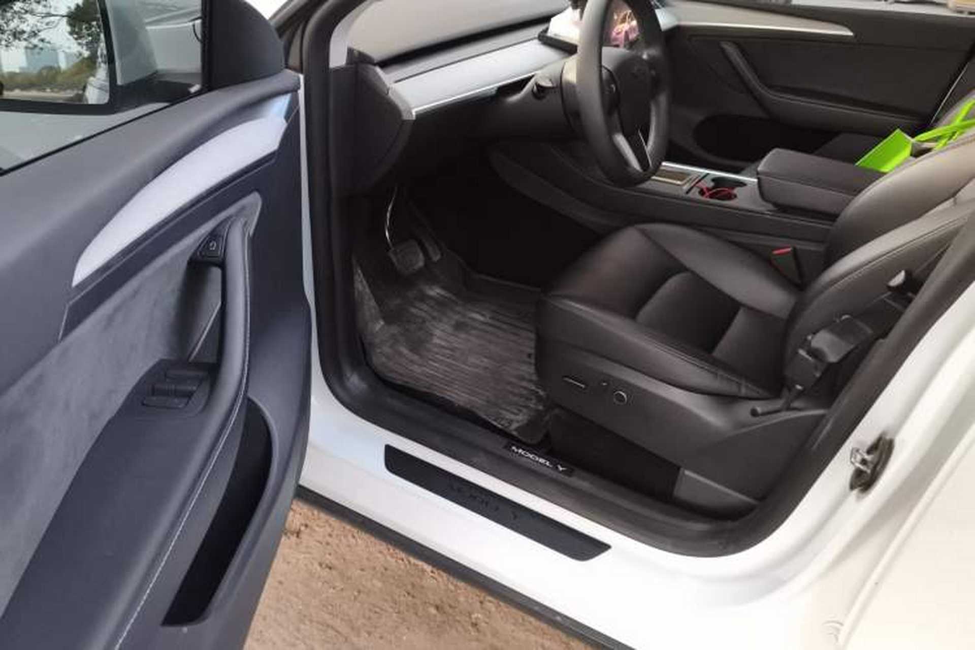 Used Tesla Model Y 2023 Rear-Wheel-Drive Version Driver Seat