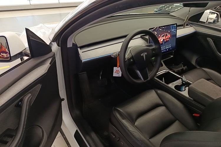 Used Tesla Model Y 2023 Rear-Wheel-Drive Version Driver Seat