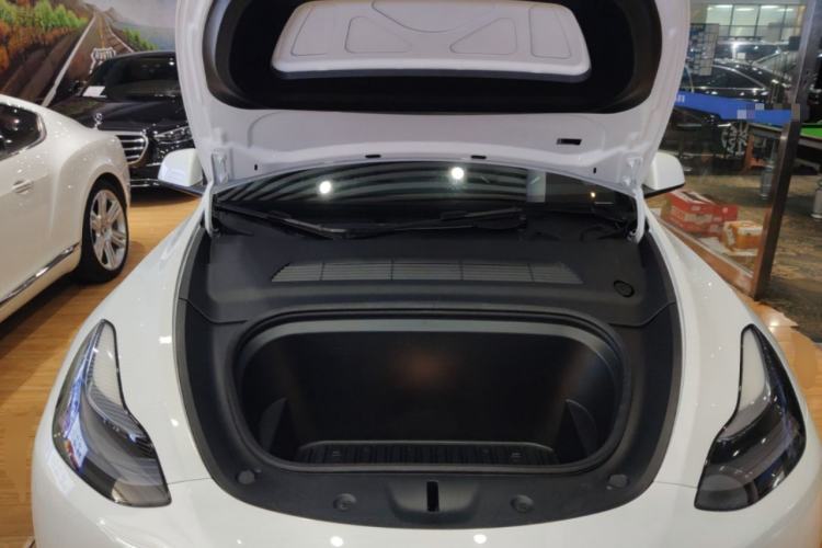 Used Tesla Model Y 2023 Rear-Wheel-Drive Version Engine Bay