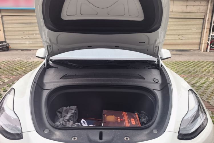 Used Tesla Model Y 2023 Rear-Wheel-Drive Version Engine Bay