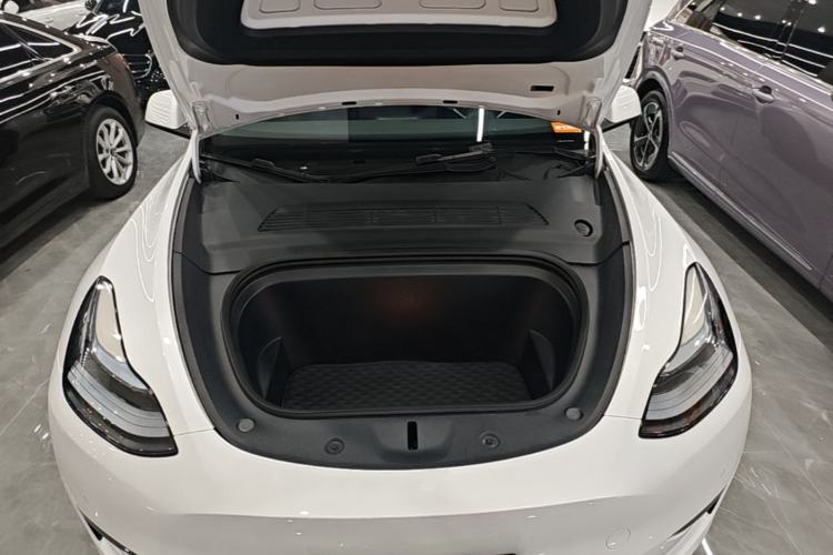 Used Tesla Model Y 2023 Rear-Wheel-Drive Version Engine Bay