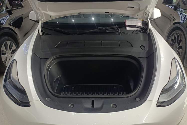 Used Tesla Model Y 2023 High-Performance All-Wheel-Drive Version Engine Bay