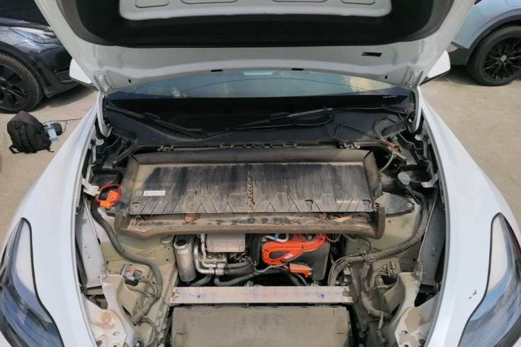Used Tesla Model Y 2023 Rear-Wheel-Drive Version Engine Bay