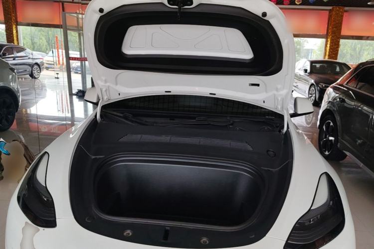 Used Tesla Model Y 2023 Rear-Wheel-Drive Version Engine Bay