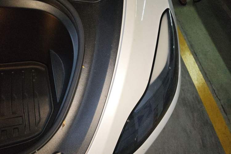 Used Tesla Model Y 2023 Rear-Wheel-Drive Version Engine Bay Left