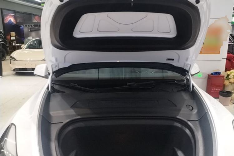 Used Tesla Model Y 2023 Rear-Wheel-Drive Version Engine Bay