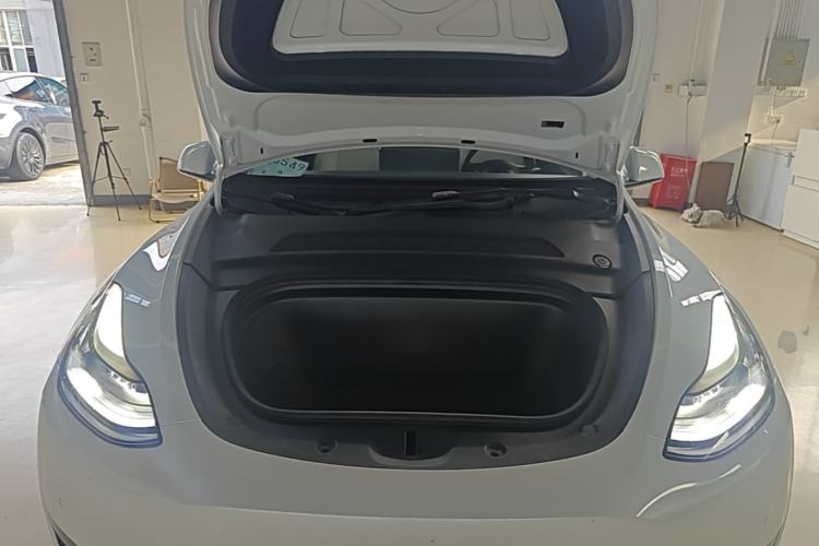 Used Tesla Model Y 2023 Rear-Wheel-Drive Version Engine Bay