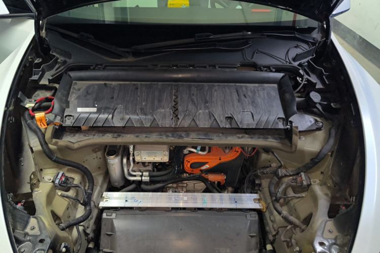 Used Tesla Model Y 2023 High-Performance All-Wheel-Drive Version Engine Bay