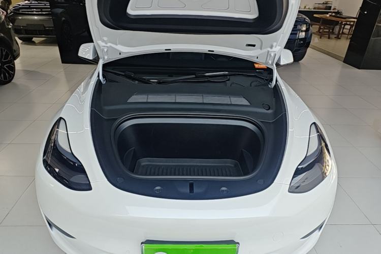Used Tesla Model Y 2023 Rear-Wheel-Drive Version Engine Bay