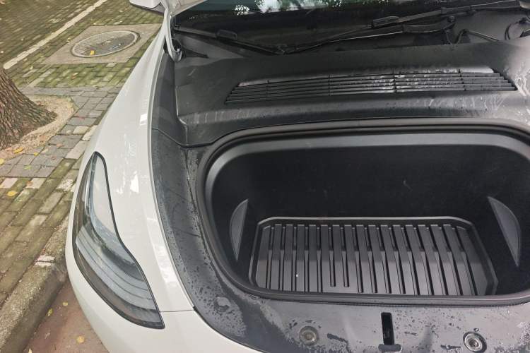 Used Tesla Model Y 2023 Long-Range All-Wheel-Drive Version Engine Bay Right
