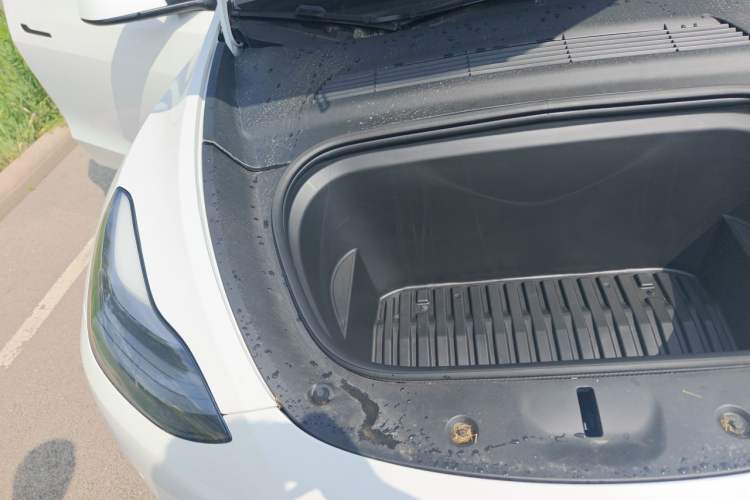 Used Tesla Model Y 2023 Long-Range All-Wheel-Drive Version Engine Bay Right
