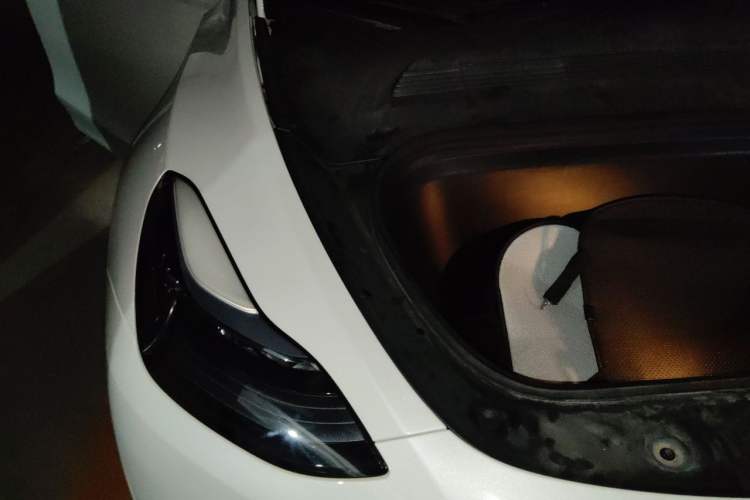 Used Tesla Model Y 2023 Rear-Wheel-Drive Version Engine Bay Right