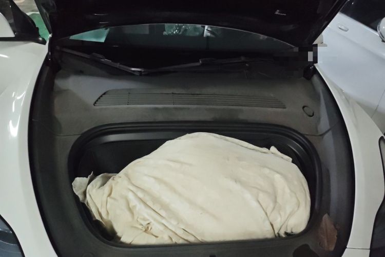 Used Tesla Model Y 2023 Rear-Wheel-Drive Version Engine Bay