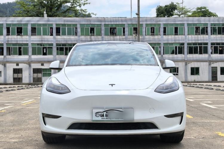 Used Tesla Model Y 2023 Long-Range All-Wheel-Drive Version Exterior 1