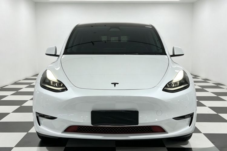 Used Tesla Model Y 2023 Long-Range All-Wheel-Drive Version Exterior 2