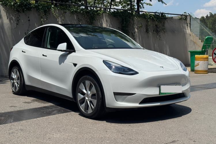 Used Tesla Model Y 2023 Rear-Wheel-Drive Version Exterior 3