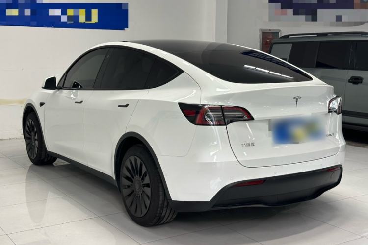 Used Tesla Model Y 2023 Rear-Wheel-Drive Version Exterior 3