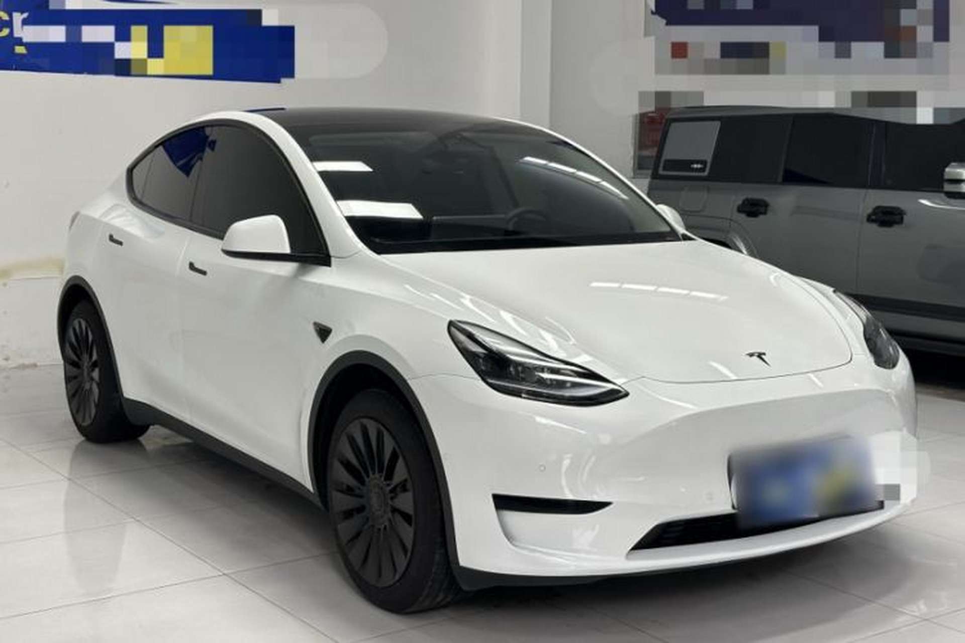 Used Tesla Model Y 2023 Rear-Wheel-Drive Version Exterior 6